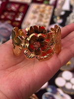 Load image into Gallery viewer, Stainless steel flower chunky bracelet
