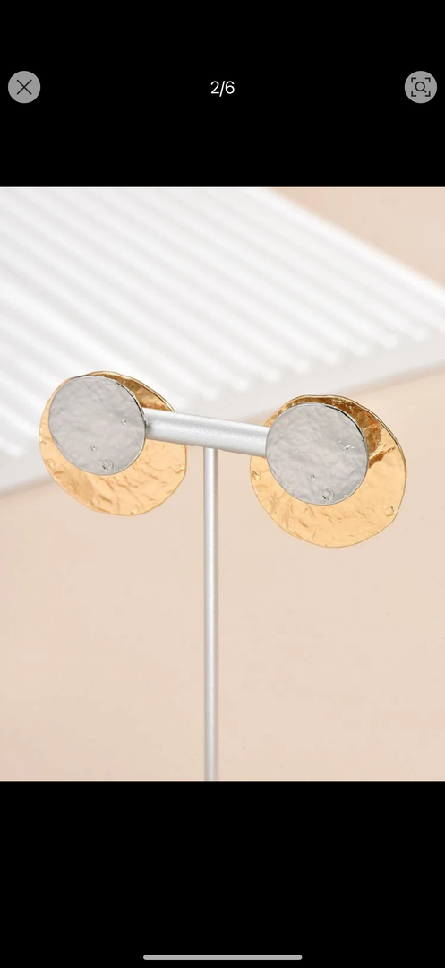 The Two Tone Circle