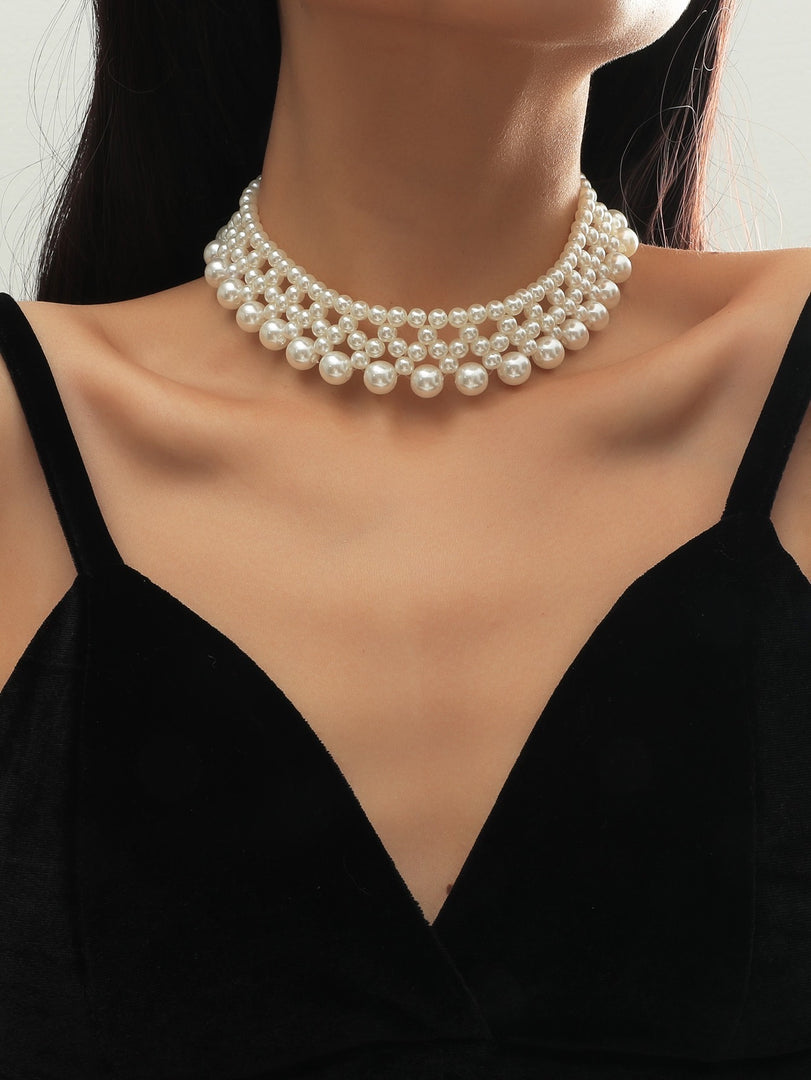 WHITE PEARL MULTILAYER NECKLACE
