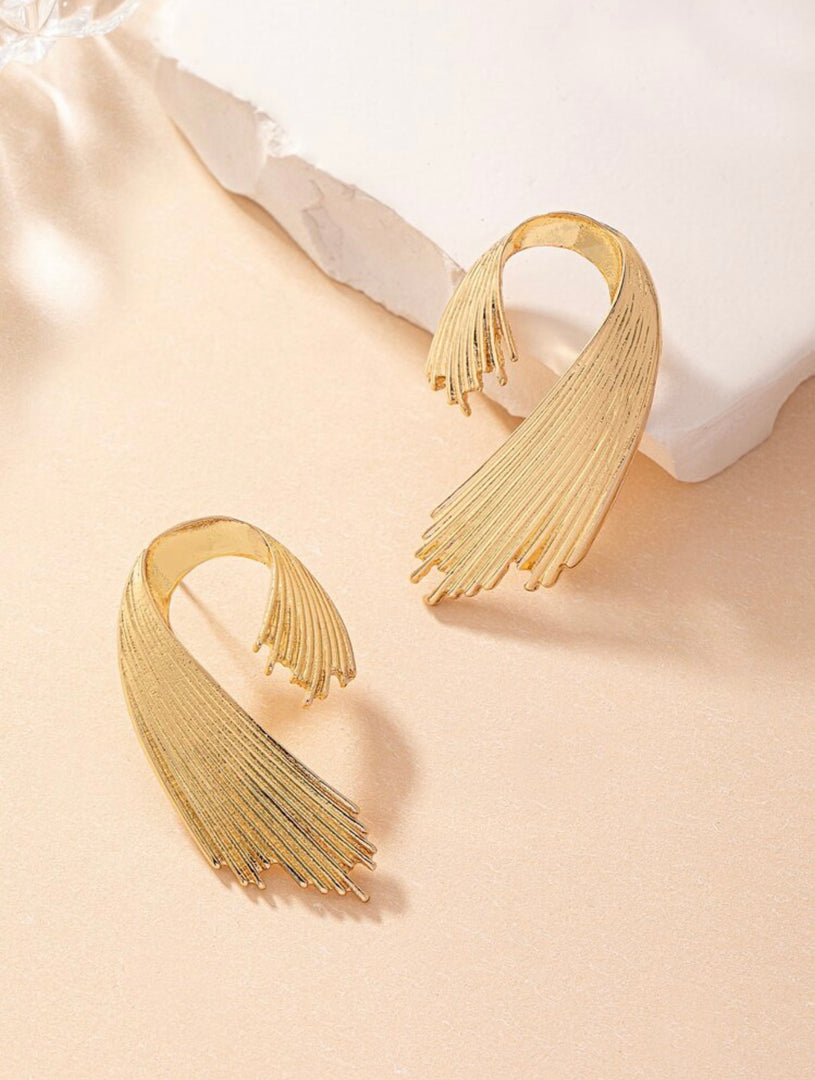 QUESTION MARK TEXTURED GOLD EARRINGS